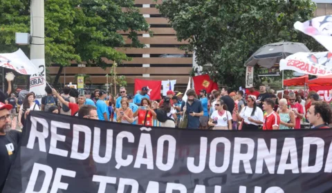 Sindicatos realizam ato pelo direito ao descanso e fim da escala 6×1