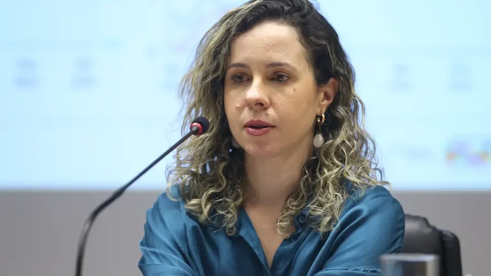 ‘Medidas sobre os combustíveis ajudaram a conter inflação’, diz secretária da Fazenda