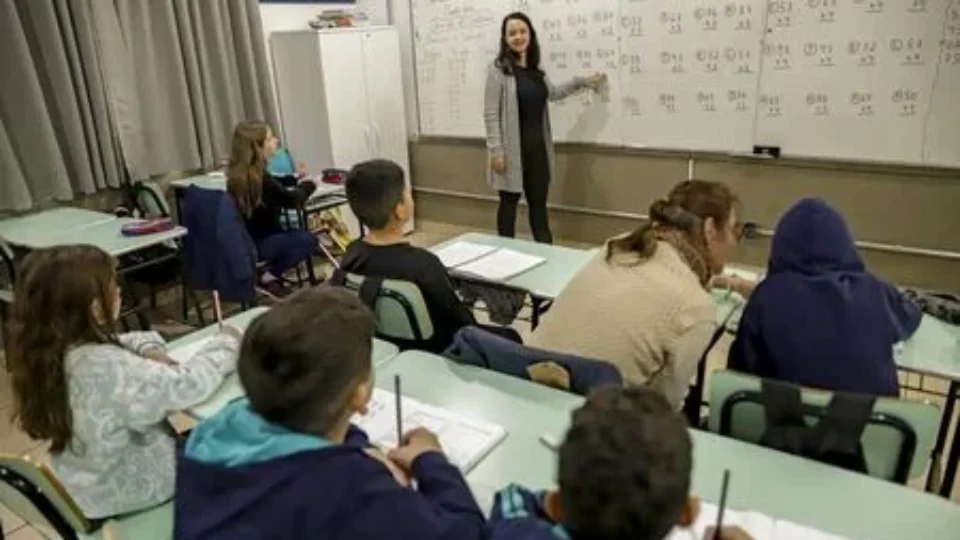 Enem dos professores tem 35% dos participantes com desempenho abaixo do básico