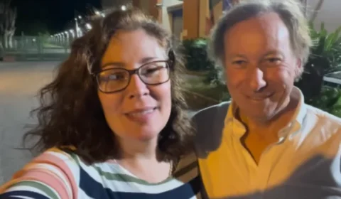 Carla Zambelli é liberada de presídio na Itália após Justiça negar extradição ao Brasil