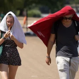 Reino Unido e Suíça têm novos recordes de calor, e Holanda emite alerta pela 1ª vez