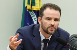 Ministro da Fazenda chama Milei de palhaço e rebate críticas sobre economia brasileira