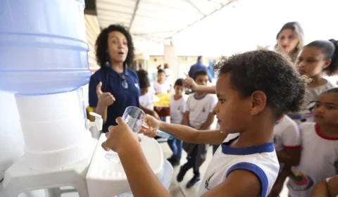 Prefeituras driblam Constituição e deixam de aplicar R$ 704,6 mi do Fundeb em educação