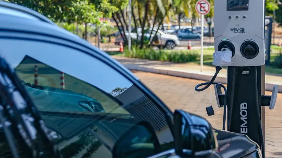 Renovação de cota zero para carros elétricos beneficia consumidor