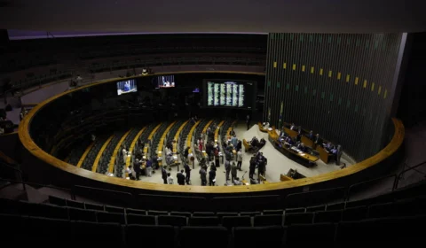Entenda as propostas de redução da maioridade penal aprovadas por comissão da Câmara