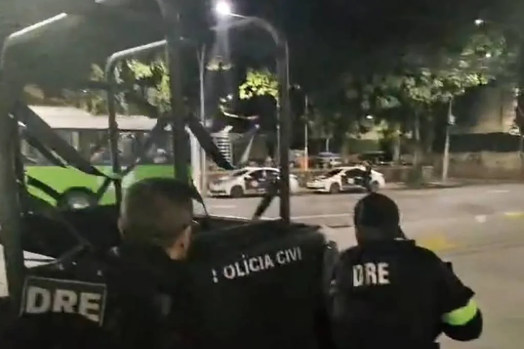 Operação da polícia em morro da Zona Sul do RJ causa tiroteio; homem é baleado