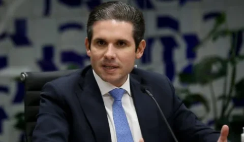 Motta antecipa prioridades e tenta organizar pauta antes do recesso parlamentar