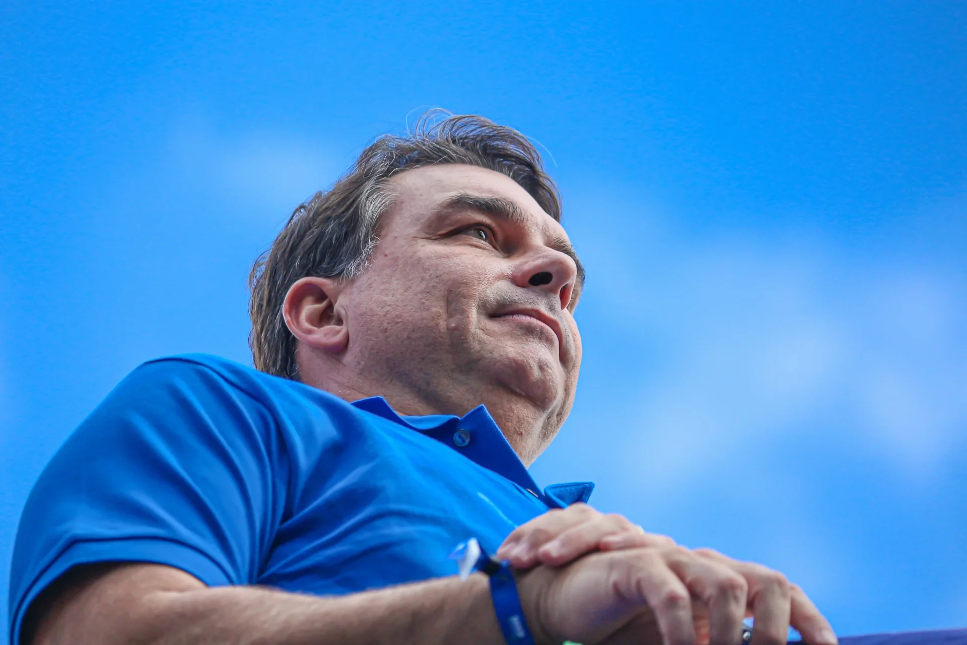 Flávio Bolsonaro na Marcha para Jesus - Zimel Press/Folhapress