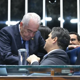 Sem data para reunião, PEC da escala 6×1 continua travada no Senado