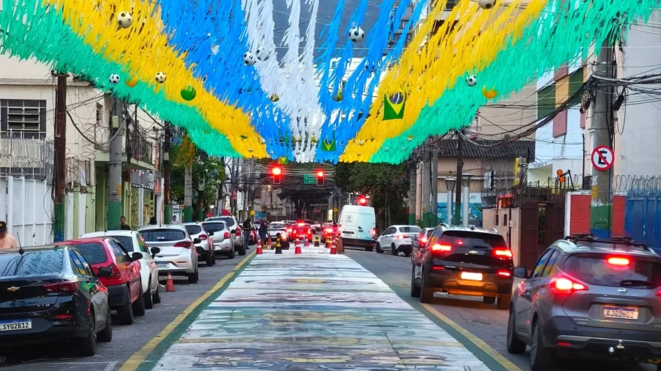Deus e o Diabo na copa sem rua
