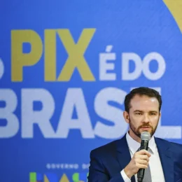 Pix é ‘inegociável’, mas Brasil quer extensão de prazo para acordo com EUA