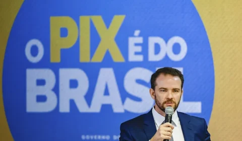 Pix é ‘inegociável’, mas Brasil quer extensão de prazo para acordo com EUA