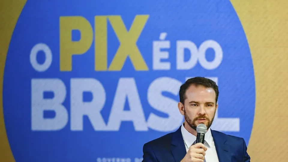 Pix é ‘inegociável’, mas Brasil quer extensão de prazo para acordo com EUA