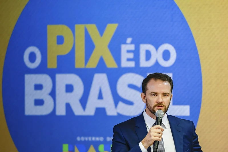 Pix é ‘inegociável’, mas Brasil quer extensão de prazo para acordo com EUA