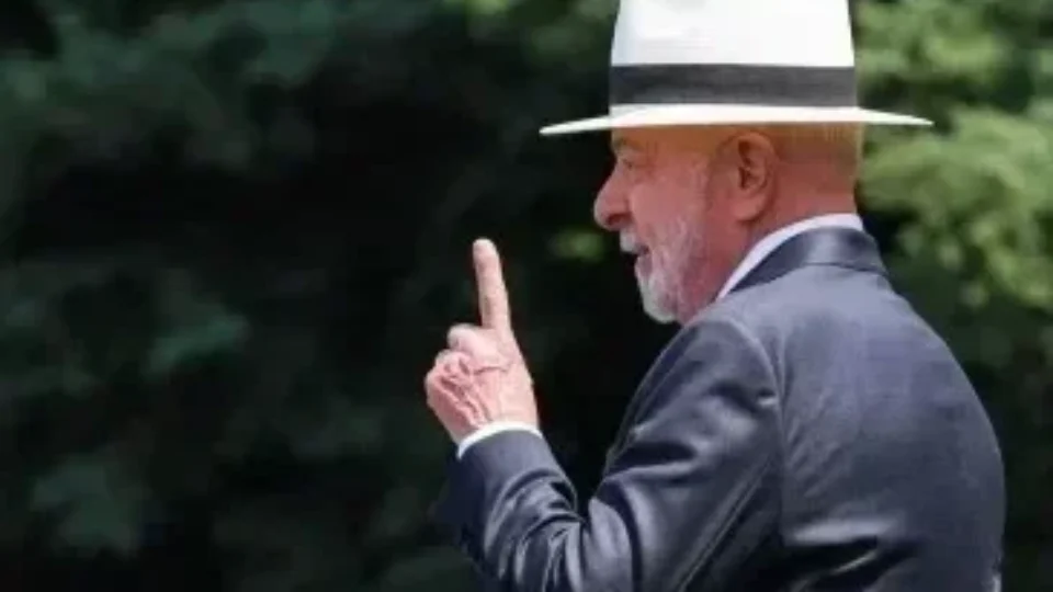 RECADO A TRUMP