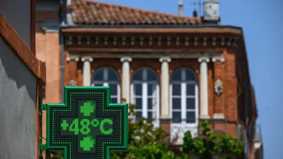 Onda de calor leva Paris a adiar parada LGBT; Alemanha e Holanda cancelam eventos ao ar livre