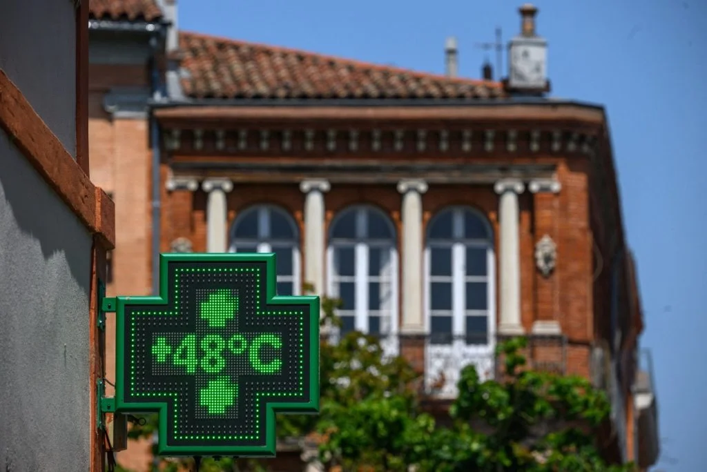 Onda de calor leva Paris a adiar parada LGBT; Alemanha e Holanda cancelam eventos ao ar livre