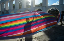 Brasil perde R$ 94 bilhões ao ano com exclusão de pessoas LGBTQIA+ no trabalho