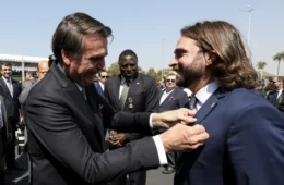 Coordenador da pré-campanha de Flávio Bolsonaro sobre mansão: Não sei o que vou fazer