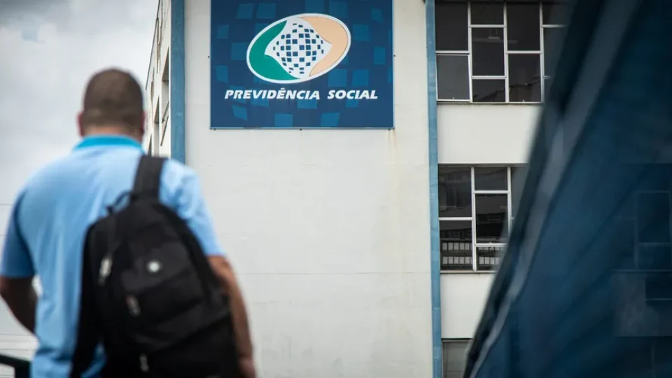 Aposentadoria especial: decisão do STF sobre idade mínima e o que pode mudar no INSS