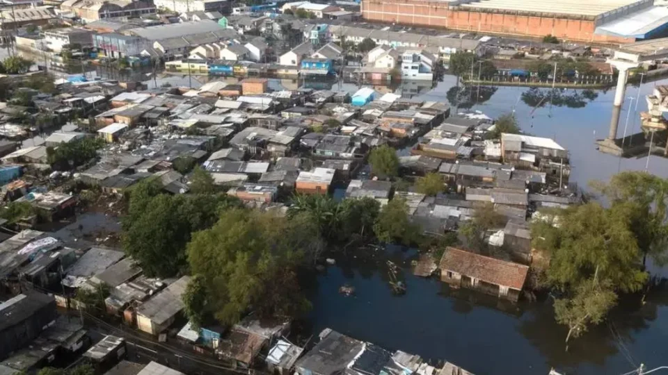 Desvios de verbas e racismo ambiental no Brasil: quem são as maiores vítimas?
