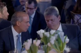 Tarcísio se reuniu em Nova York com Augusto Lima, ligado ao Banco Master