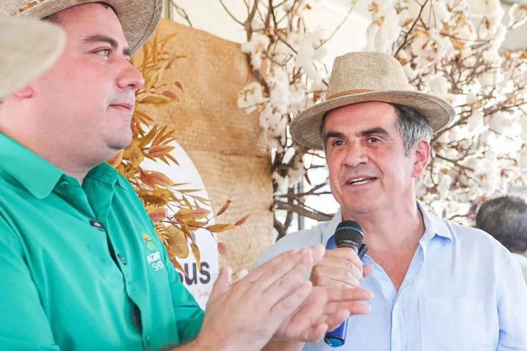 Alvo da PF, Ciro Nogueira tenta blindar reeleição e intensifica campanha no PI