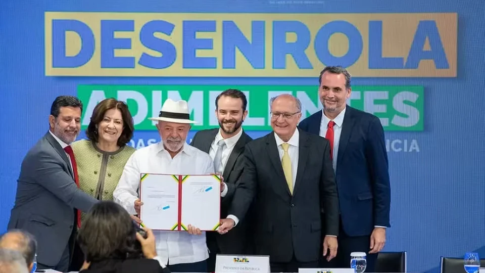 Governo lança Fies Empreendedor; veja como funciona a nova linha de crédito