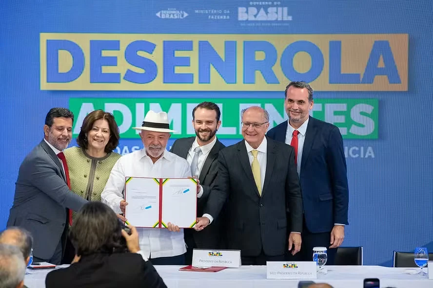 Governo lança Fies Empreendedor; veja como funciona a nova linha de crédito