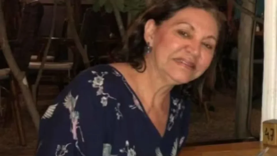 Mulher morre após cair de escada de avião no desembarque em Congonhas