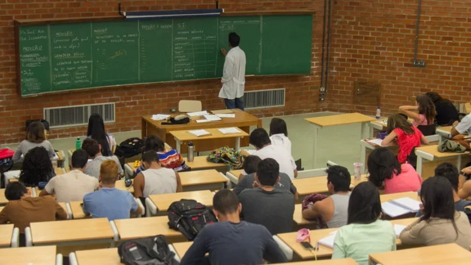 Filho de rico tem sete vezes mais chance de ficar no topo do que pobre de enriquecer