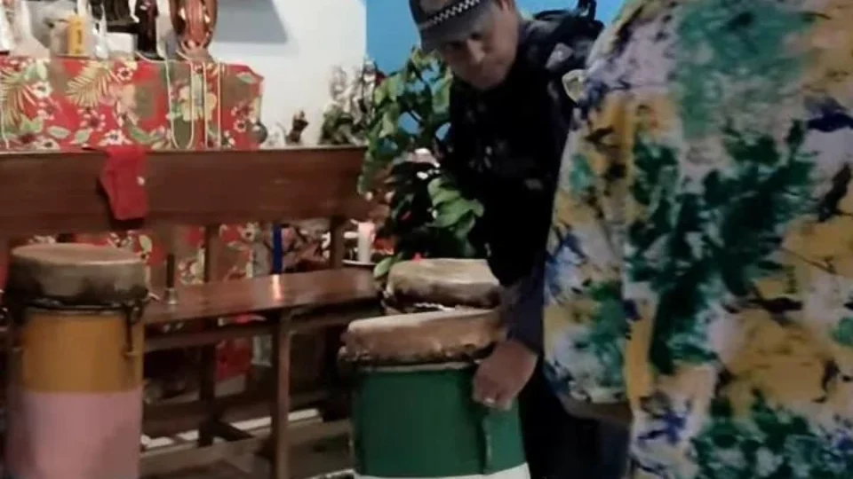 PM apreende tambores em terreiro no AM, e sacerdote denuncia preconceito