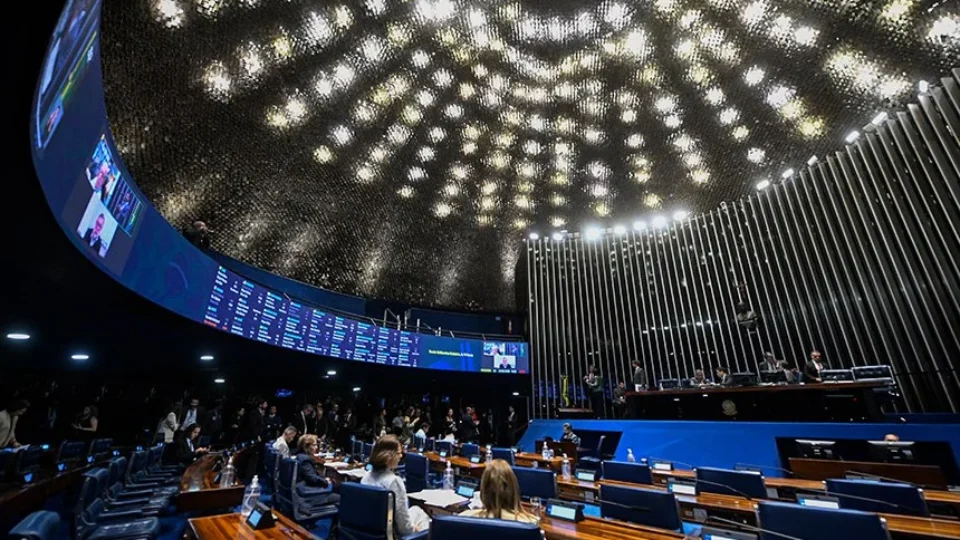 Senado aprova benesses ao agro e pautas com impacto bilionário nas contas