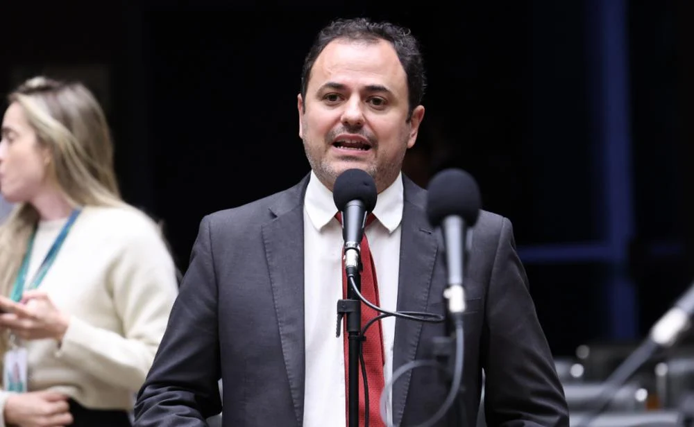 Deputado Glauber Braga