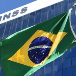Consignado do INSS volta a ter margem maior, mas TCU barra cartão de aposentado; entenda