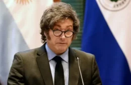 Porta-voz de Milei renuncia após acusação de ocultar US$ 500 mil