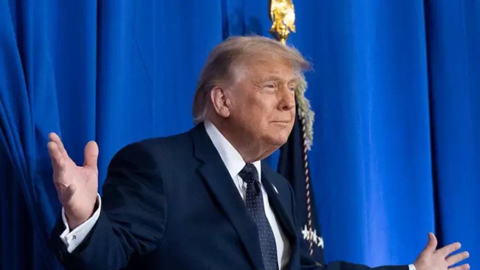 Suprema Corte amplia poder de Trump para demitir chefes de agências federais