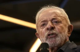 Lula espera renúncia de Jaques Wagner da liderança do governo, dizem aliados