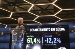 Lula anuncia queda do desmatamento e diz que EUA mentem ao usar ambiente para tarifaço