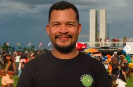 Morre indígena que fazia doutorado em Paris e era inspiração para os povos originários