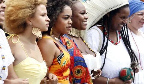 Grandes partidos pedem ao TSE para driblar regra sobre cota para mulheres e negros