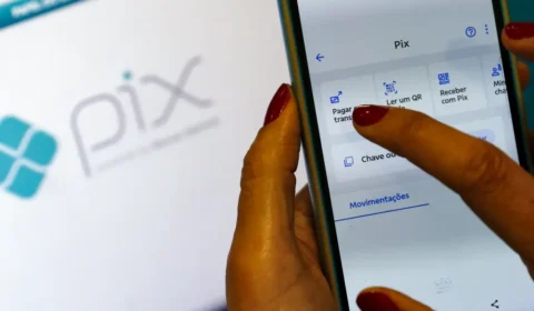 Pix por aproximação deixa de ter limite diário de R$ 500