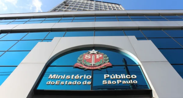 Ex-estagiário ligado ao PCC se infiltrou no MPSP para cometer crimes, aponta investigação