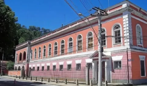 Disputa na Família Real vai à Justiça após príncipe ser impedido de entrar em palácio em Petrópolis