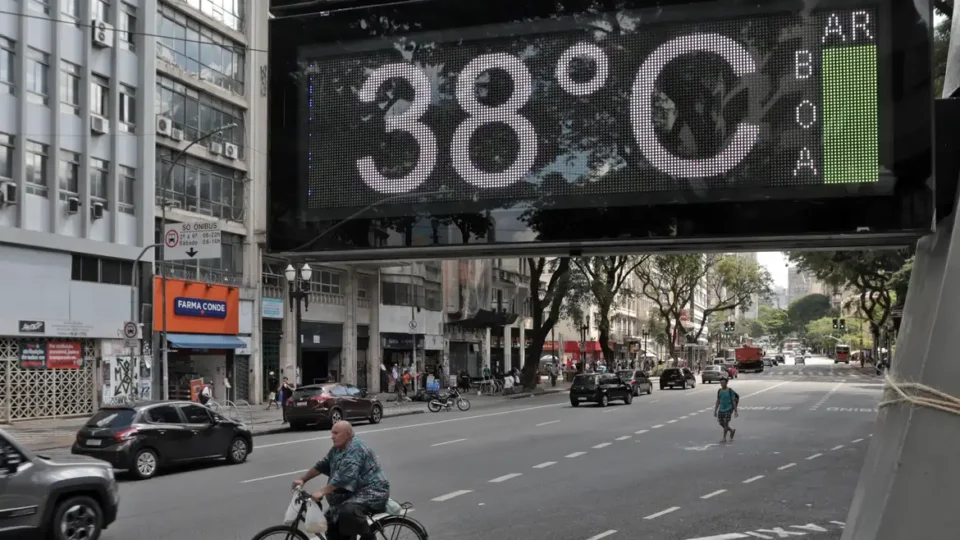 Com foco no El Niño, IBGE apresenta ferramenta para prevenir desastres