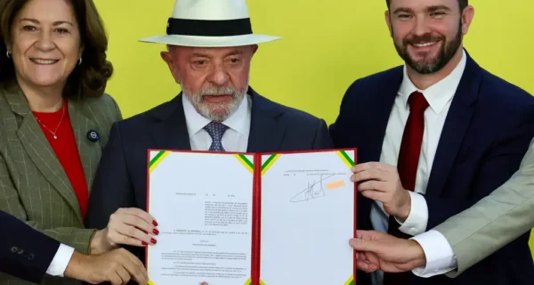 Lula anuncia nova fase do Desenrola com desconto em juros de empréstimos