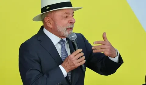 Lula diz que falará com Trump em meio a crise diplomática entre Brasil e EUA