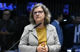 Primeira missão da nova líder do governo termina sem acenos de Alcolumbre