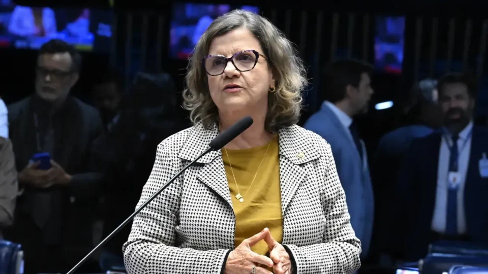 Primeira missão da nova líder do governo termina sem acenos de Alcolumbre