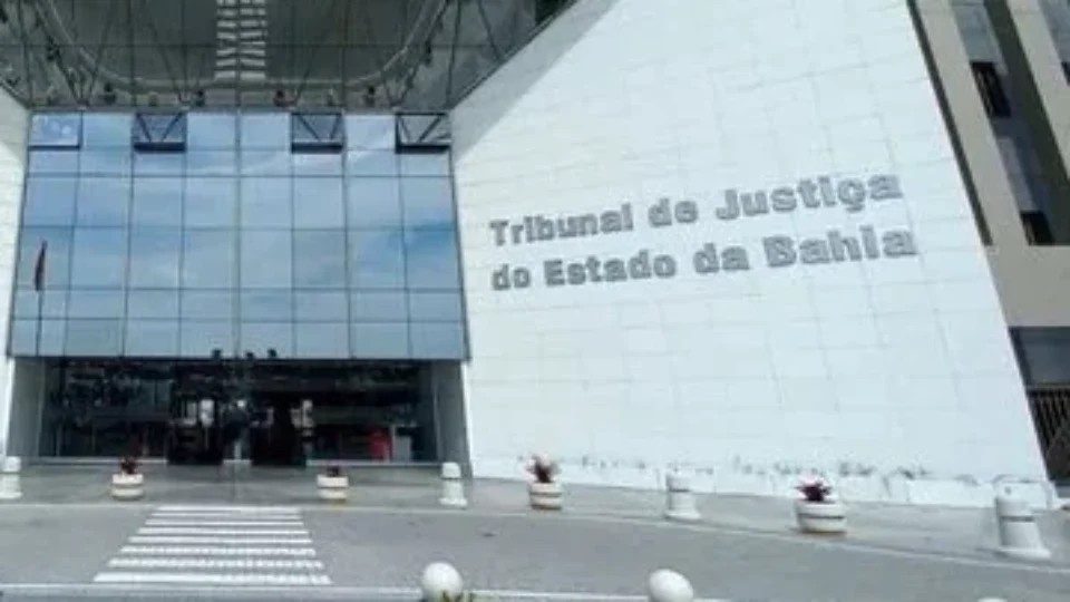 Servidor é condenado após mutilar o próprio pé para tentar seguro de R$ 1,5 milhão